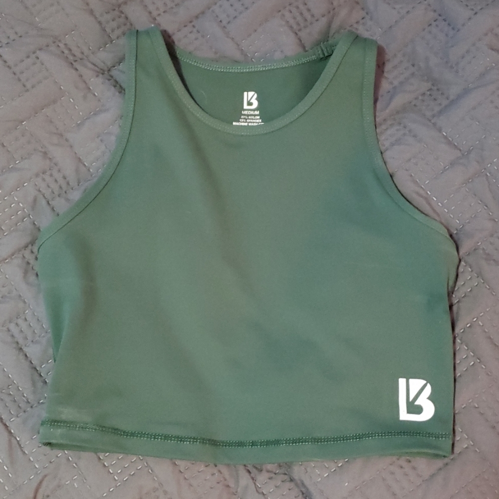 Buffbunny crop M
